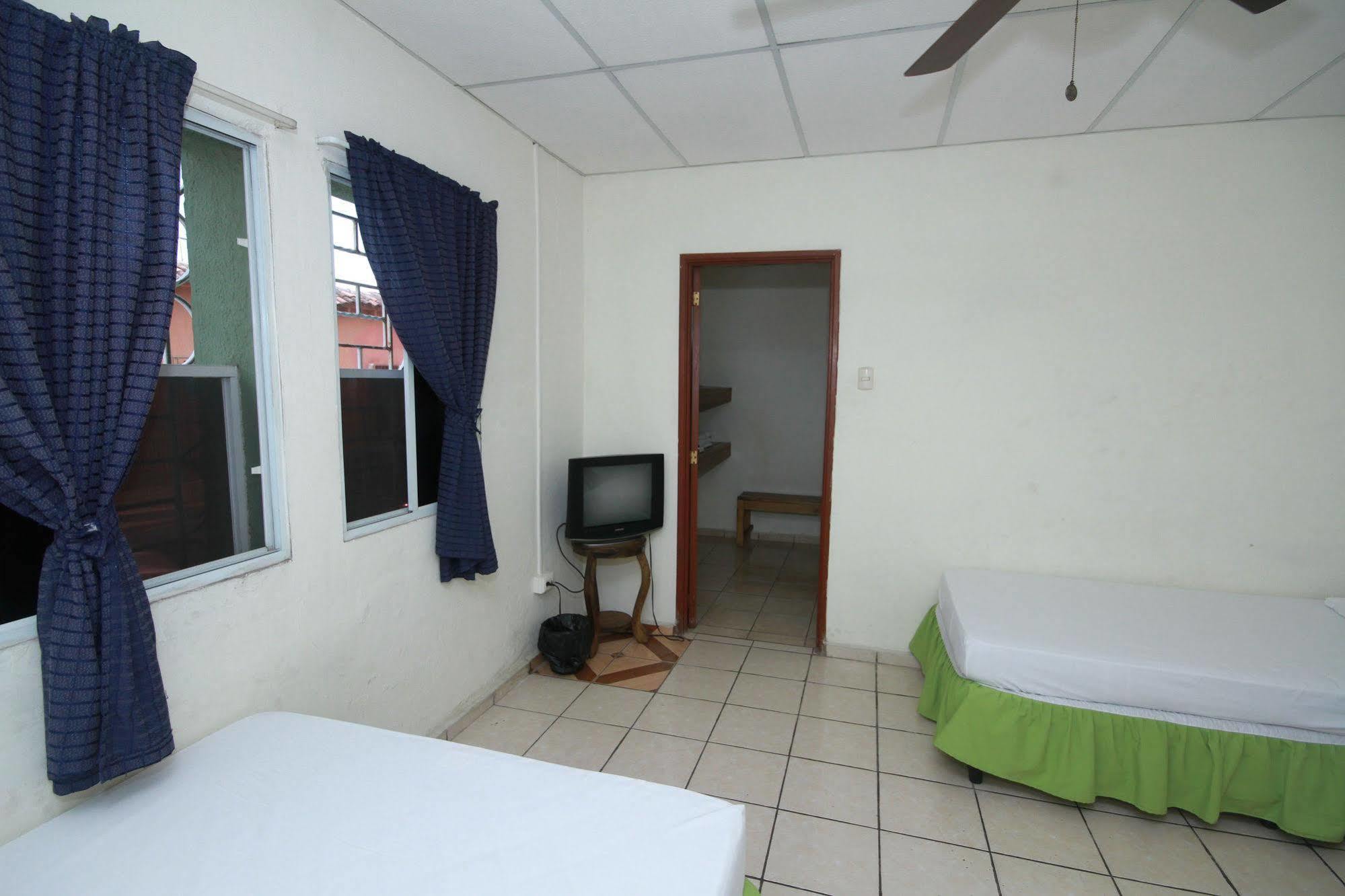 Hostal Casa Verde Santa Ana Ngoại thất bức ảnh
